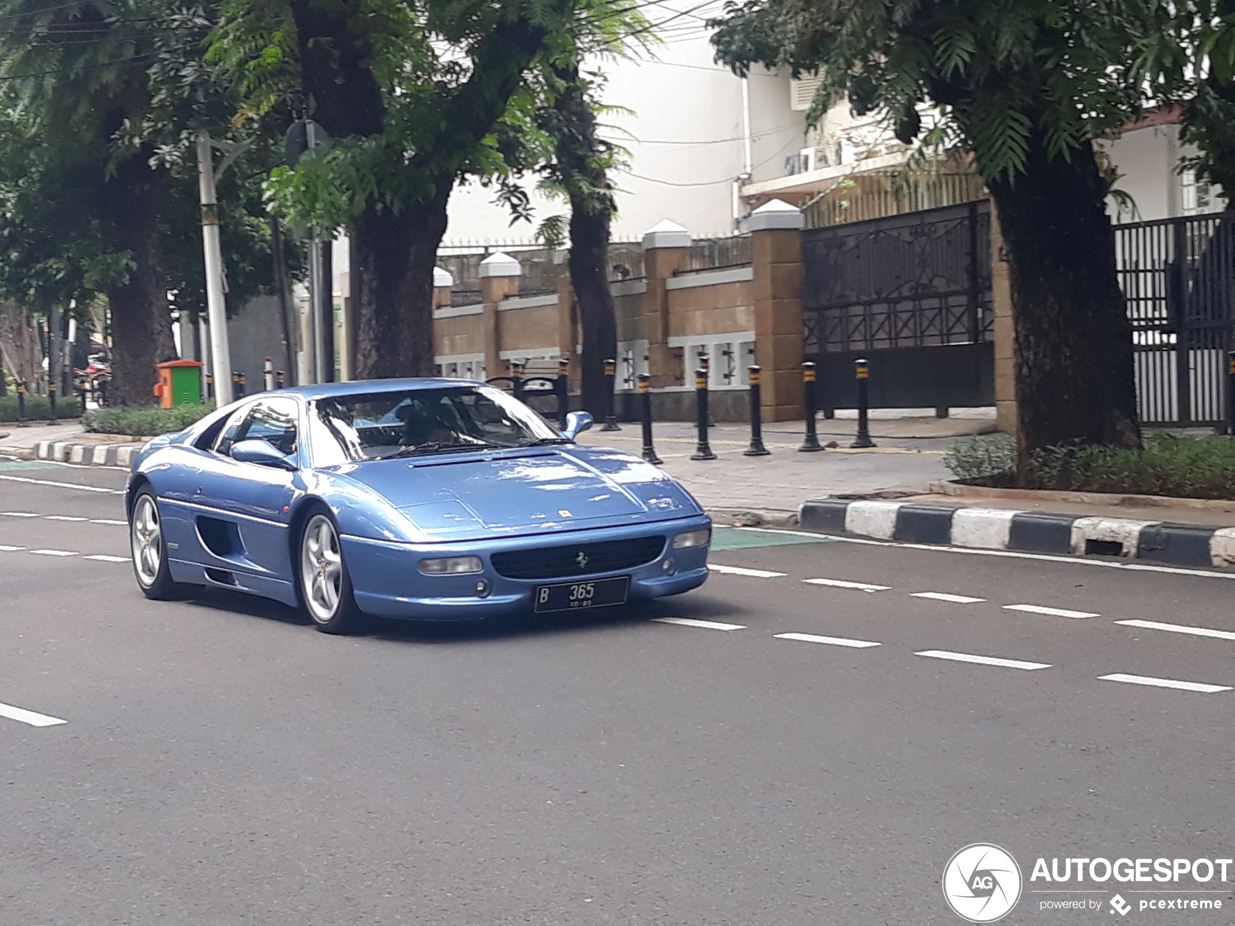 Ferrari F355 Berlinetta