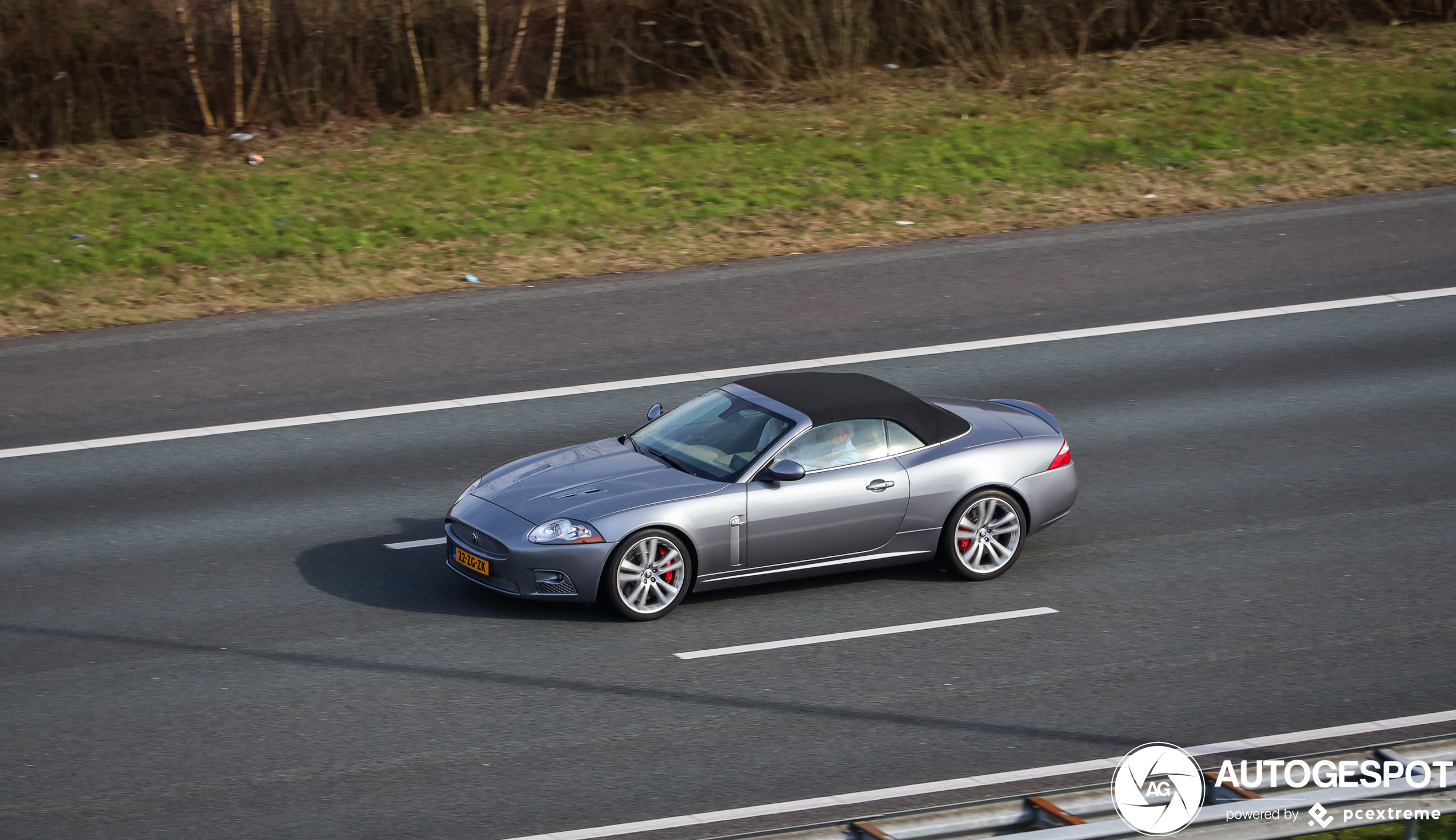 Jaguar XKR Convertible 2006