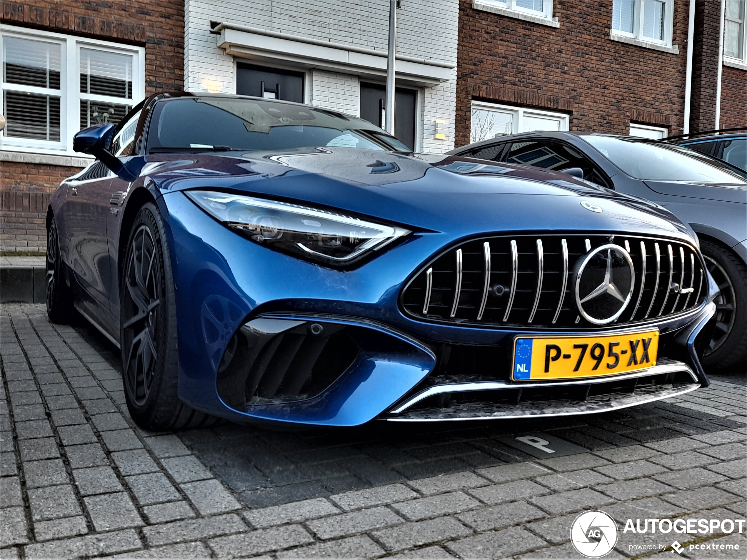 Mercedes-AMG SL 63 R232