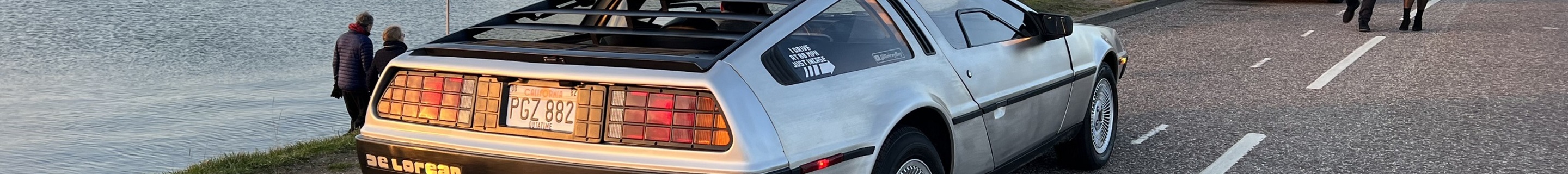 DeLorean DMC-12