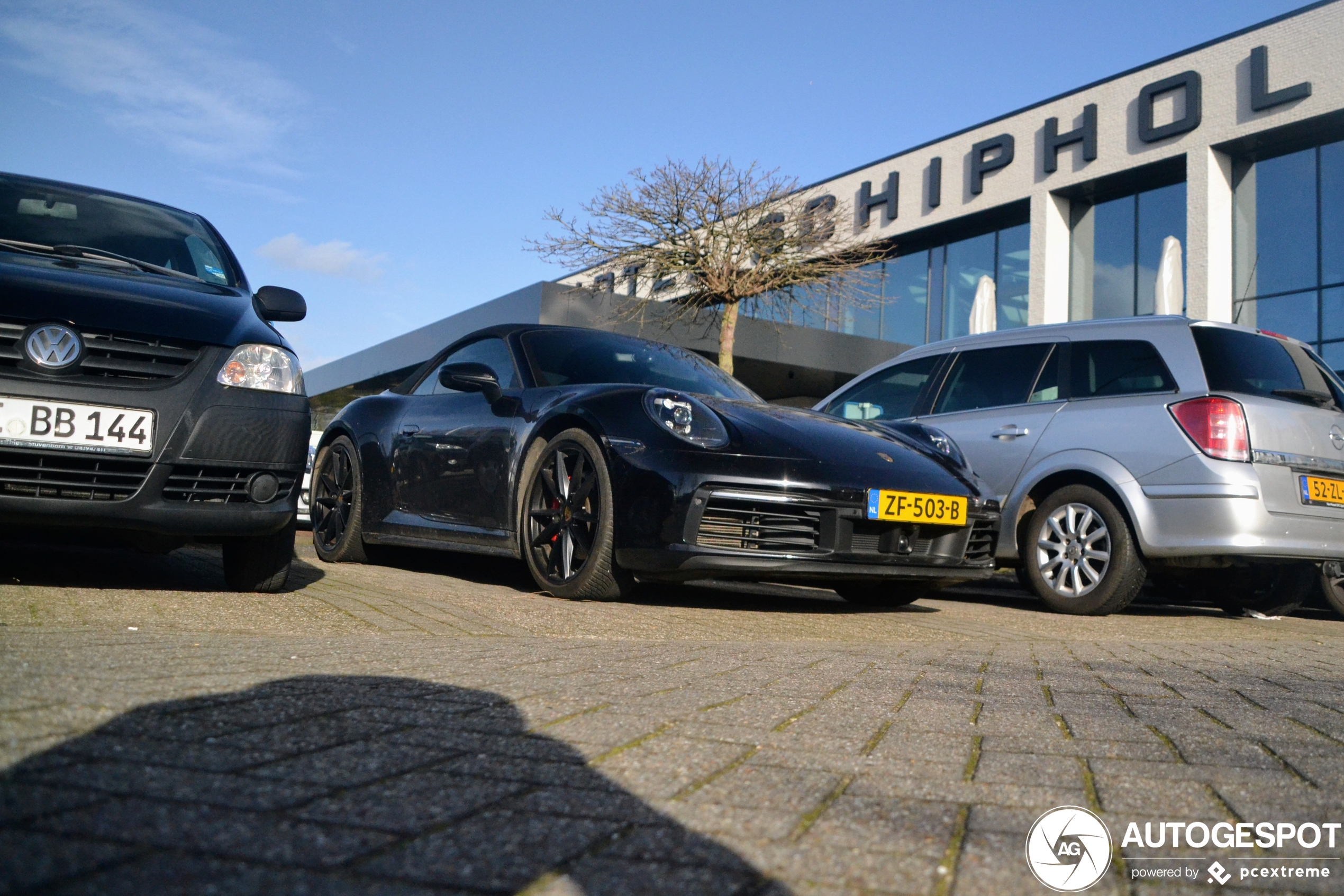 Porsche 992 Carrera 4S Cabriolet