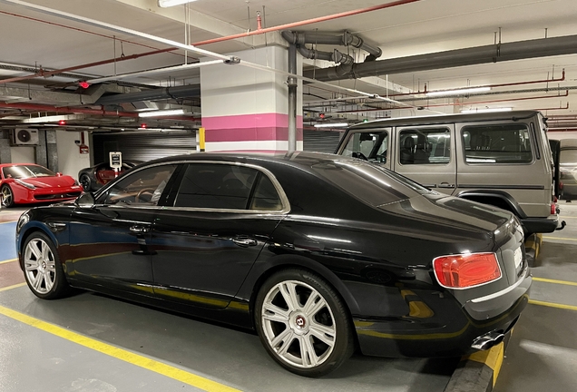 Bentley Flying Spur V8