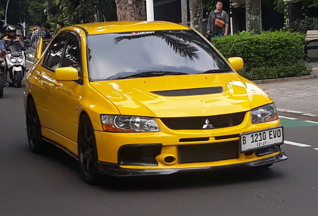 Mitsubishi Lancer Evolution IX RS