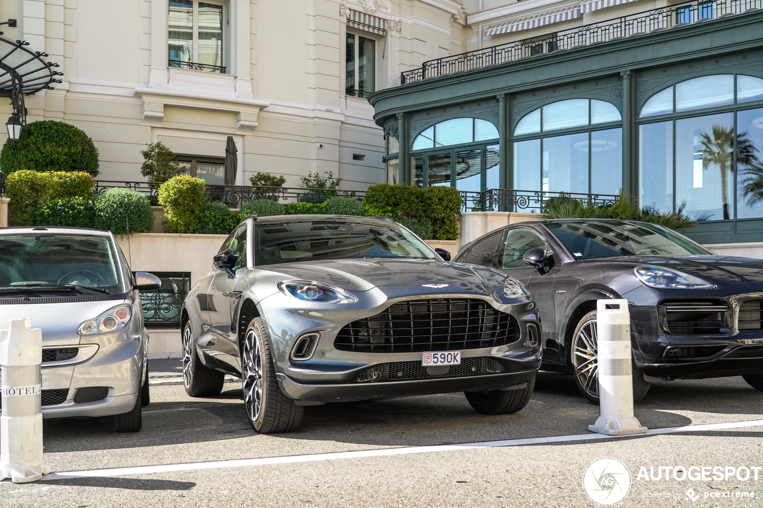 Aston Martin DBX