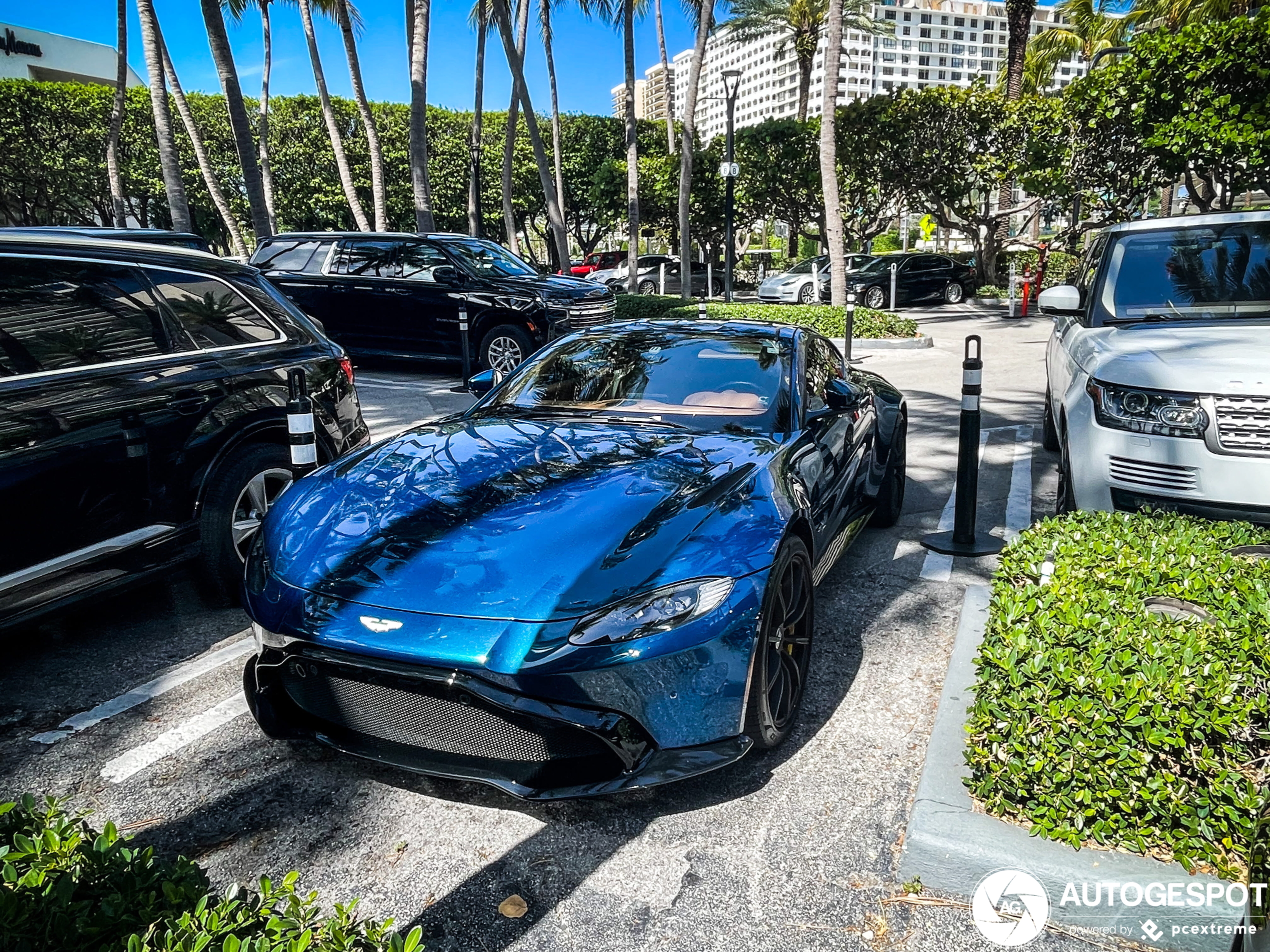 Aston Martin V8 Vantage 2018