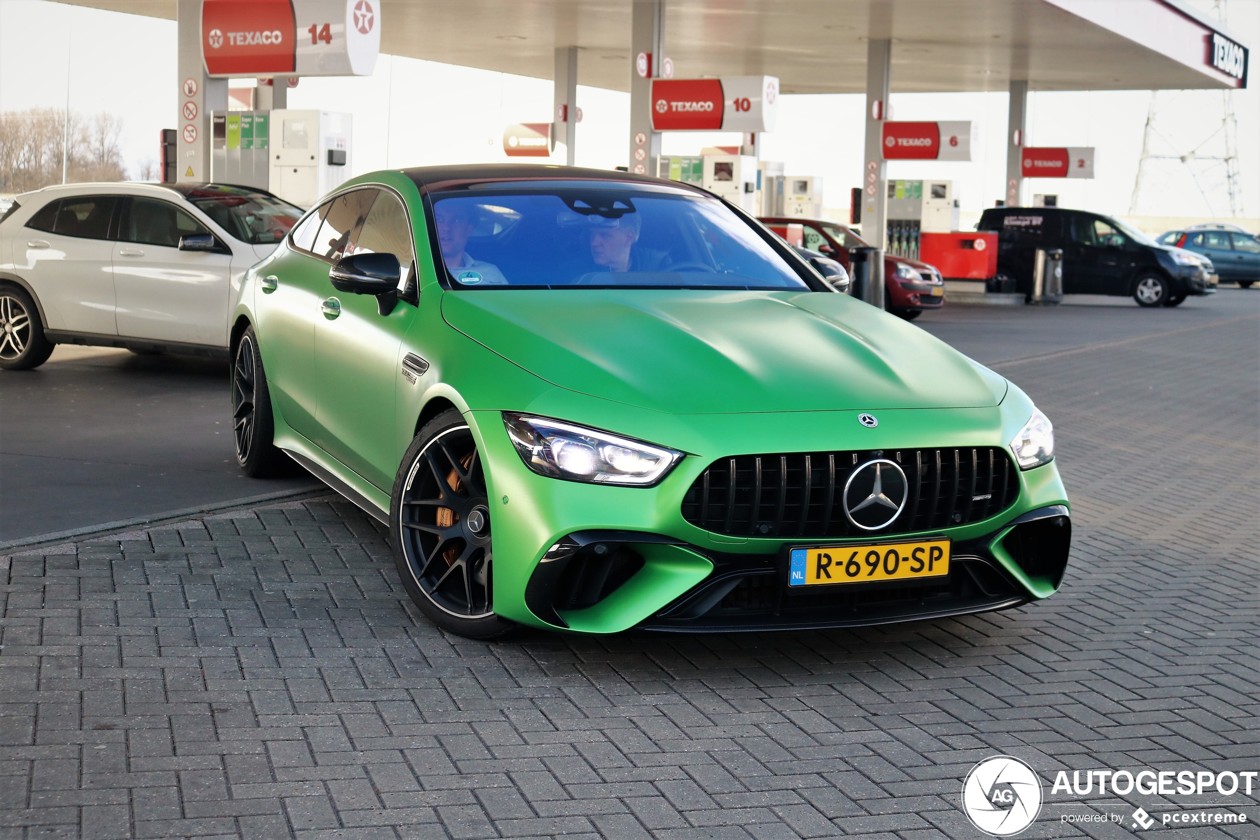 Mercedes-AMG GT 63 S E Performance X290