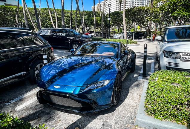 Aston Martin V8 Vantage 2018