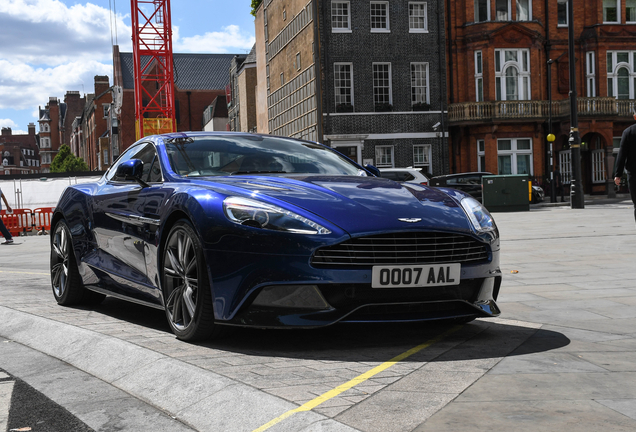 Aston Martin Vanquish 2013