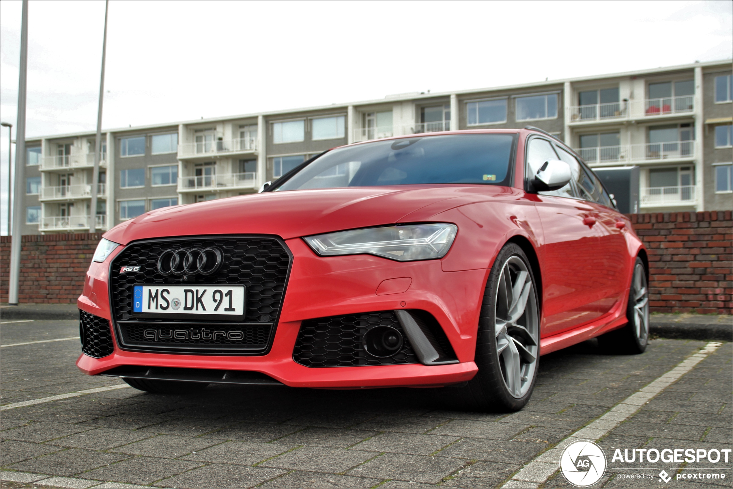 Audi RS6 Avant C7 2015