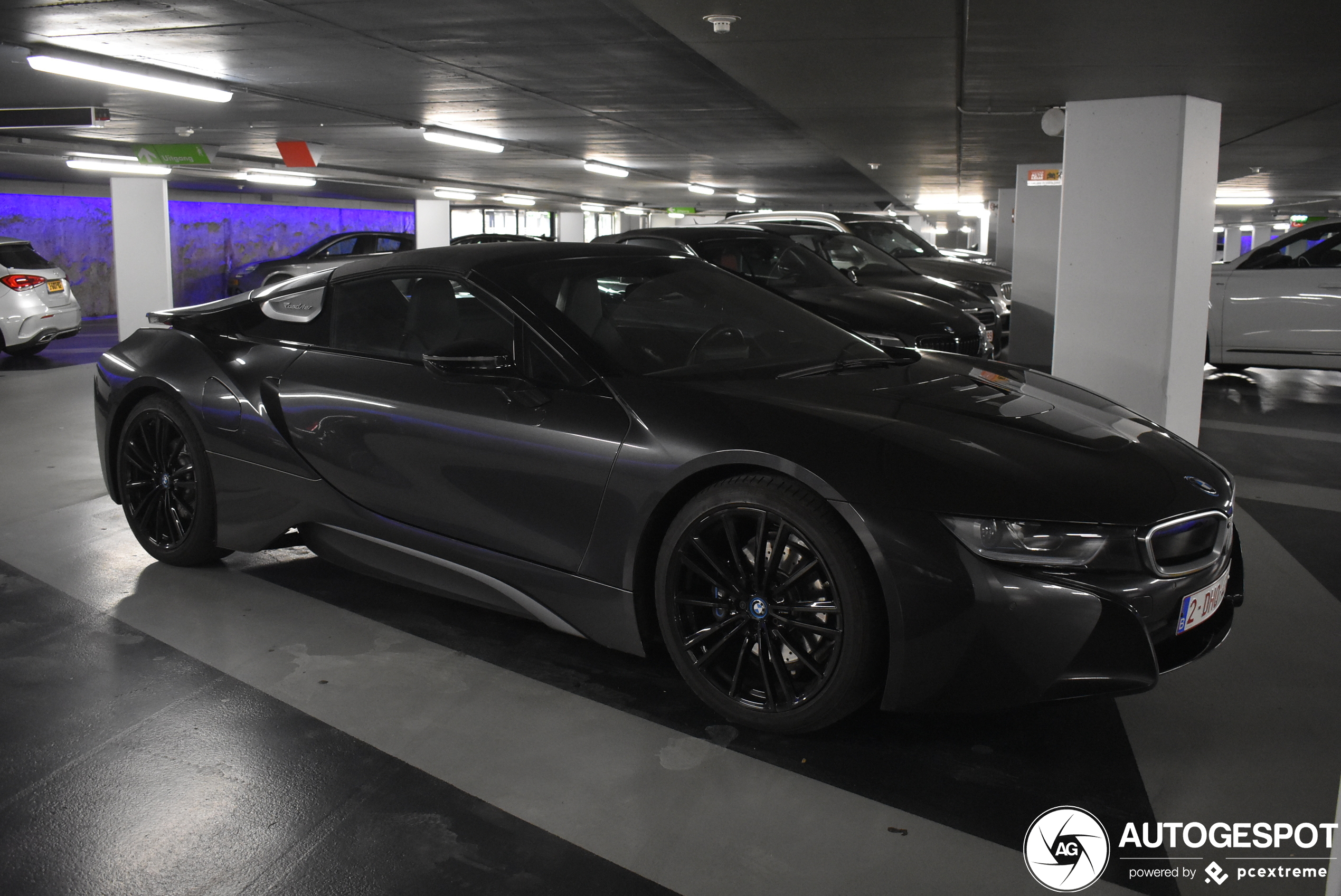 BMW i8 Roadster