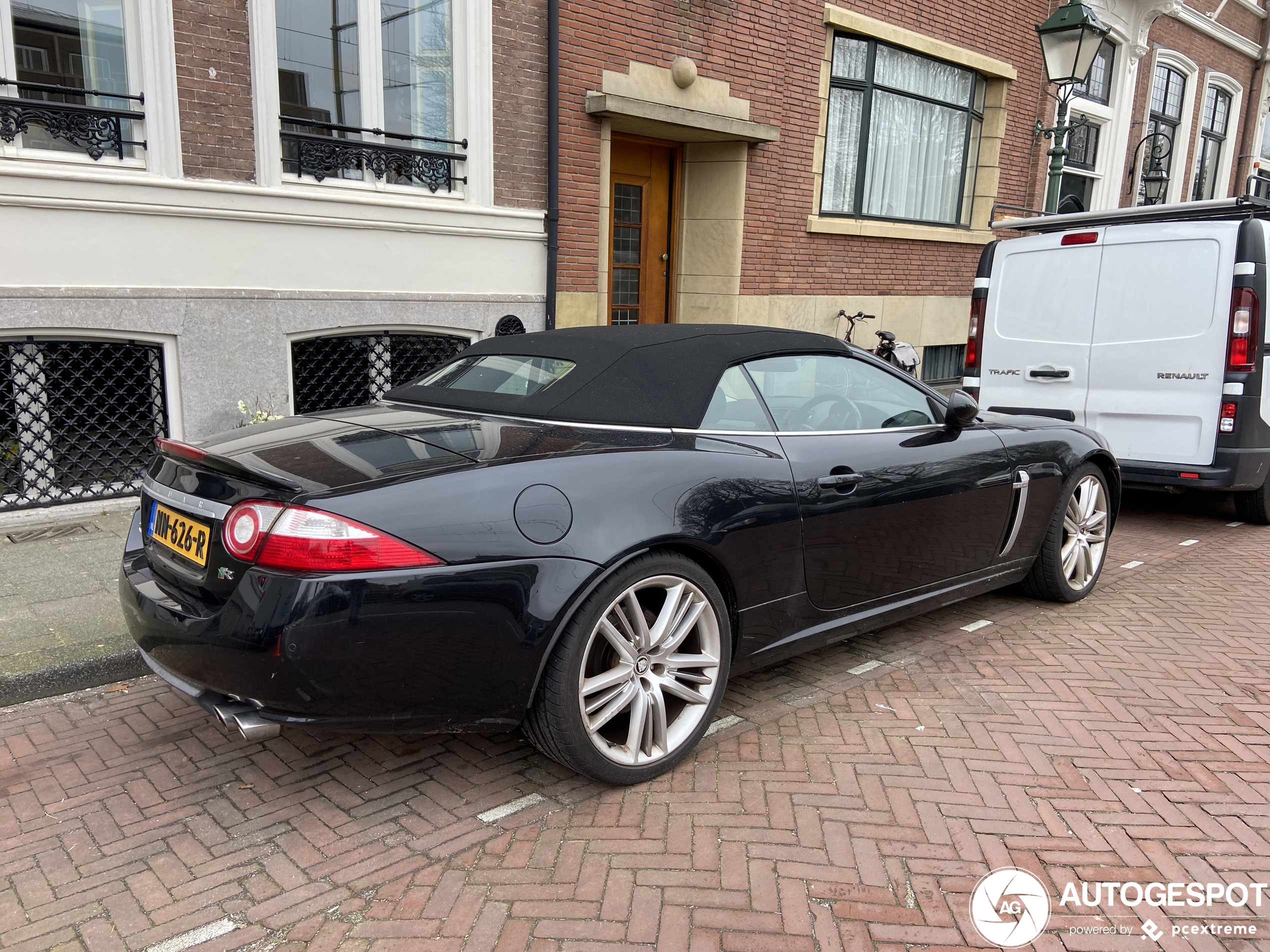 Jaguar XKR Convertible 2006