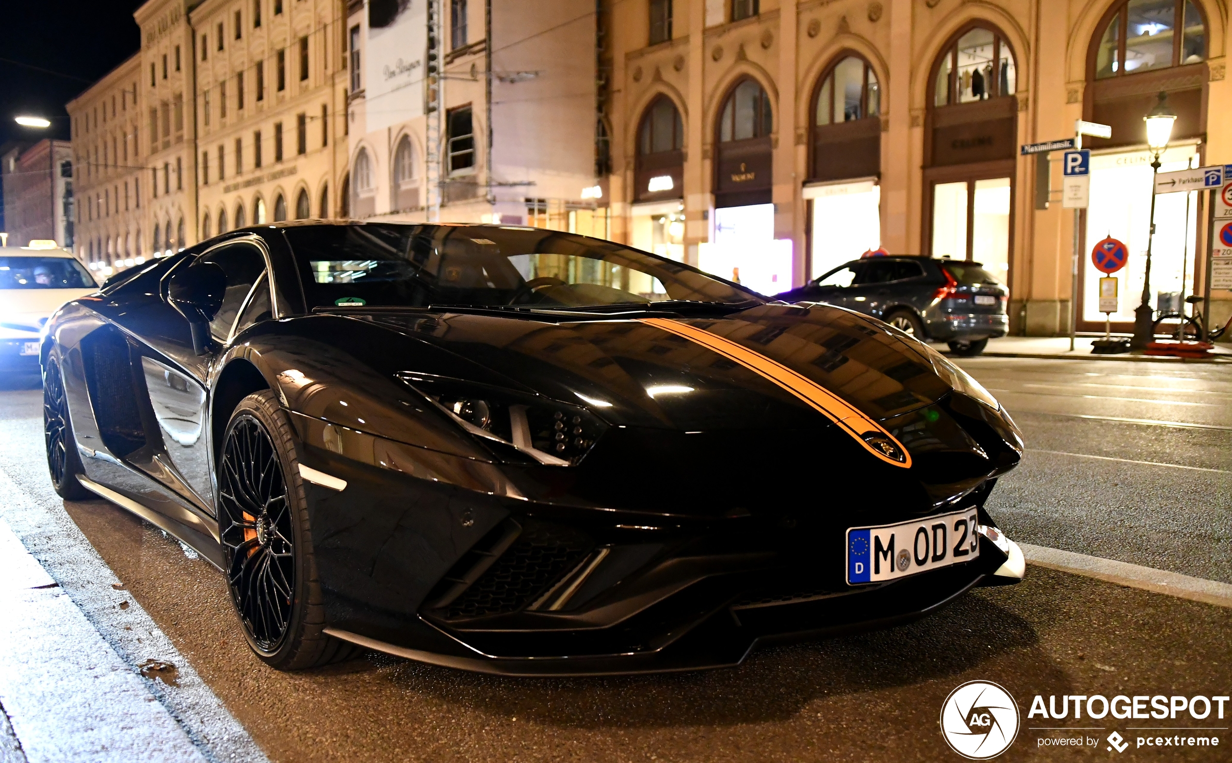 Lamborghini Aventador S LP740-4