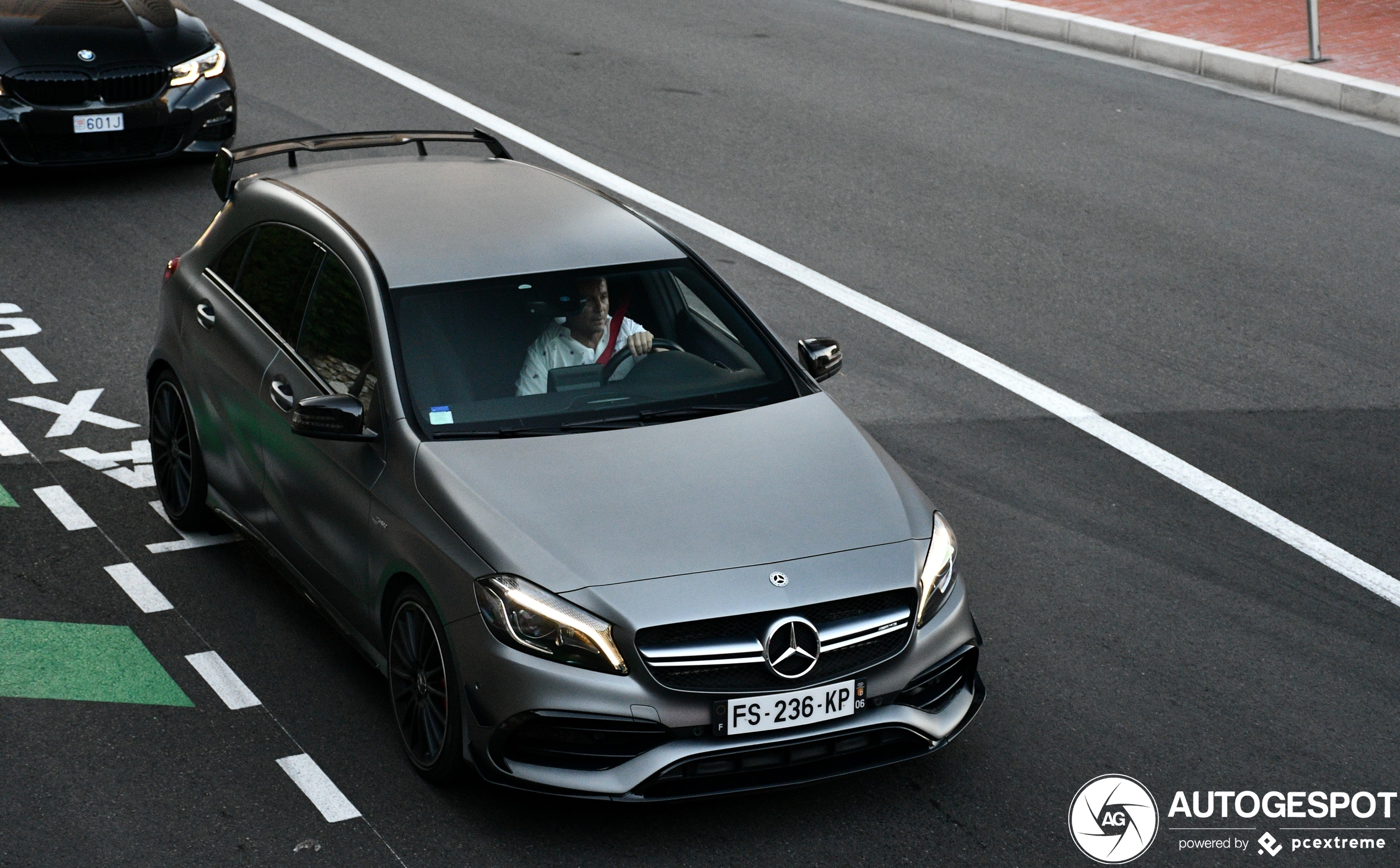 Mercedes-AMG A 45 W176 2015