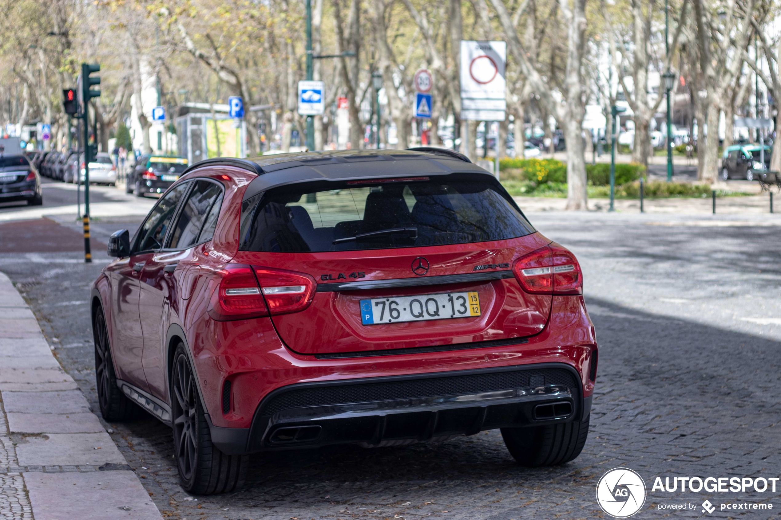 Mercedes-Benz GLA 45 AMG X156