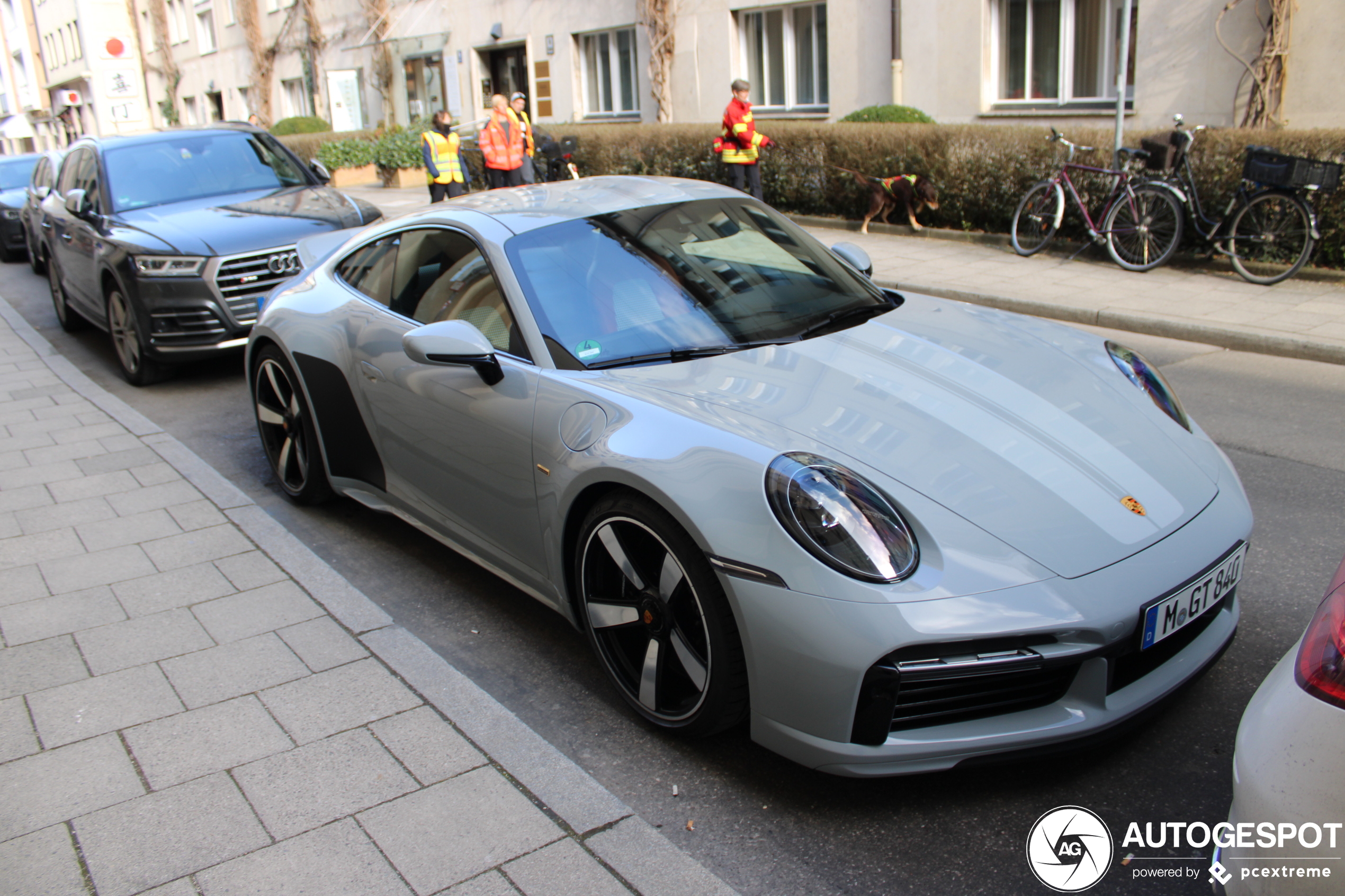 Porsche 992 Sport Classic