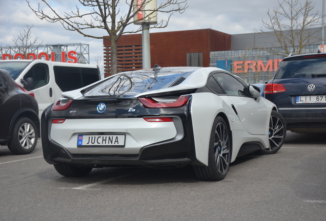 BMW i8 2018