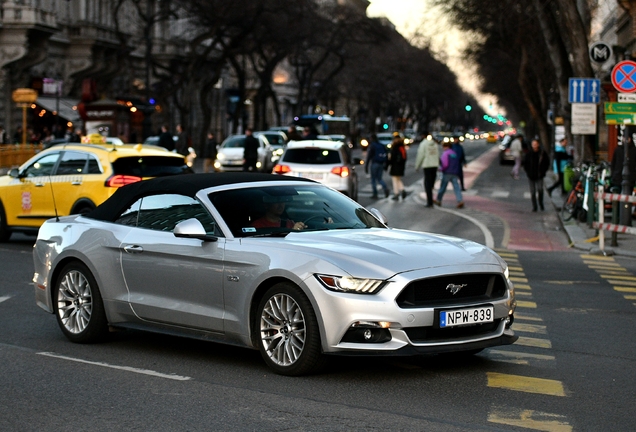 Ford Mustang GT Convertible 2015