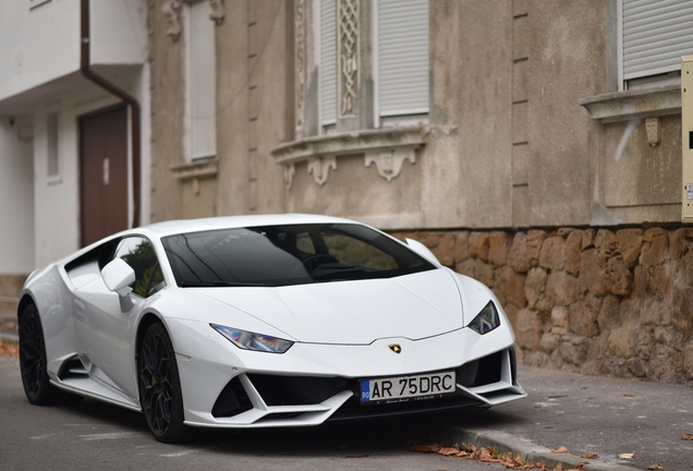 Lamborghini Huracán LP640-4 EVO