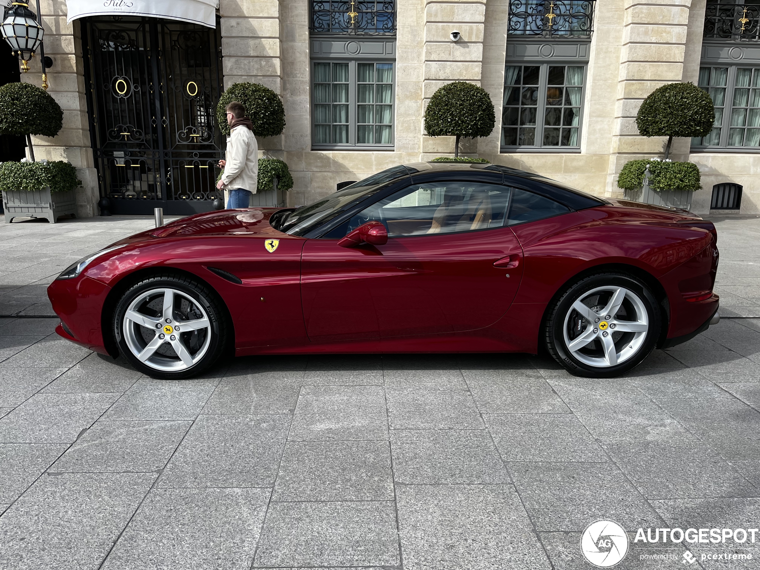 【未組立】Ferrari California T ferrari california t w Twojej okolicy? Sprawdź kategorię