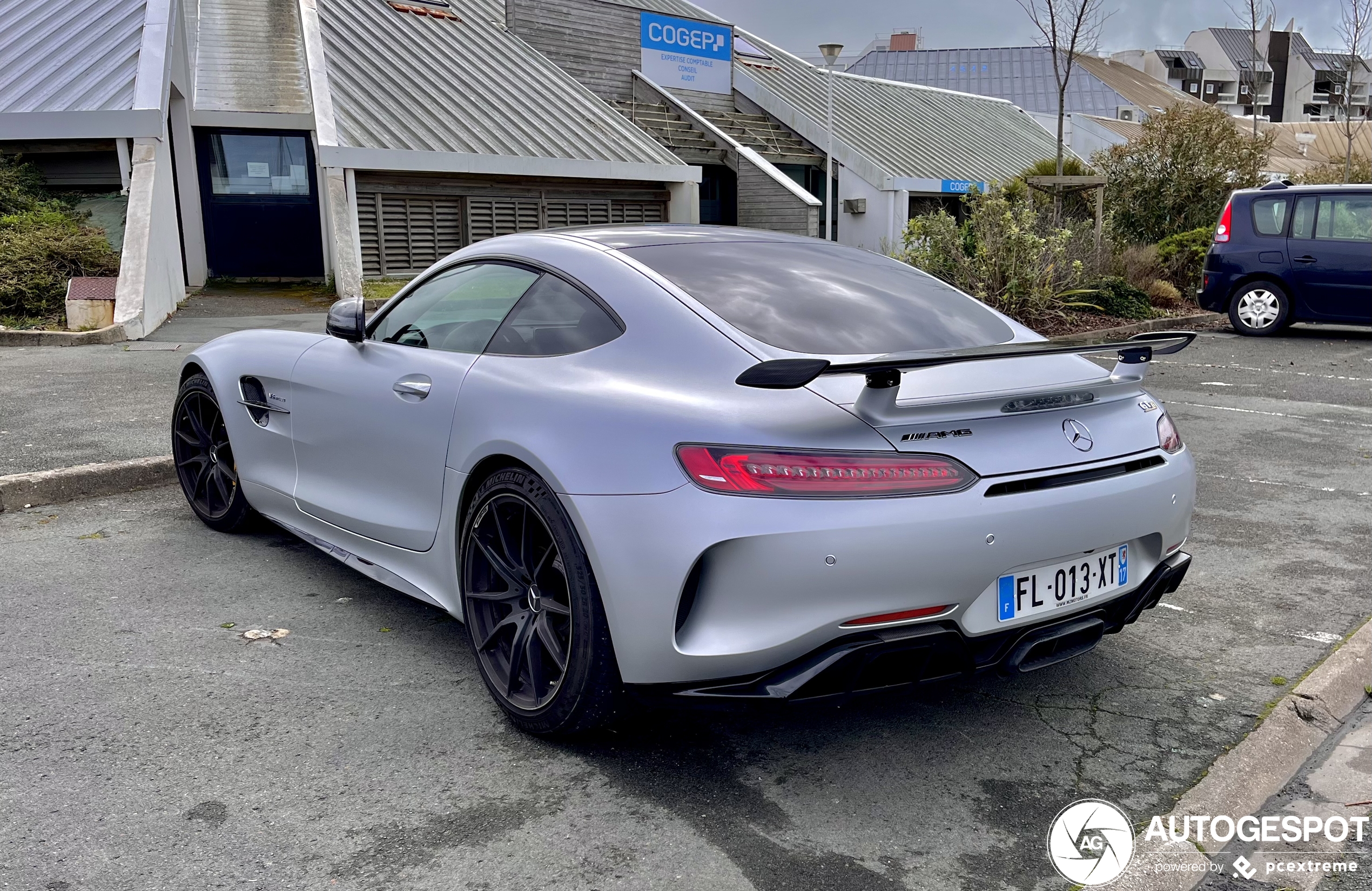 Mercedes-AMG GT R C190 2019