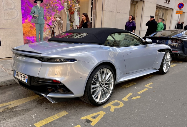 Aston Martin DBS Superleggera Volante