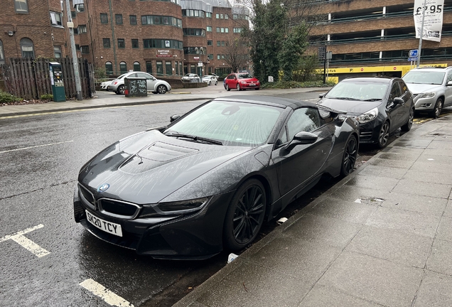 BMW i8 Roadster