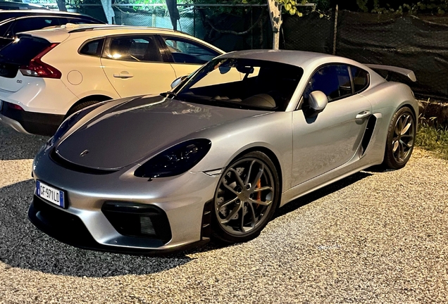 Porsche 718 Cayman GT4