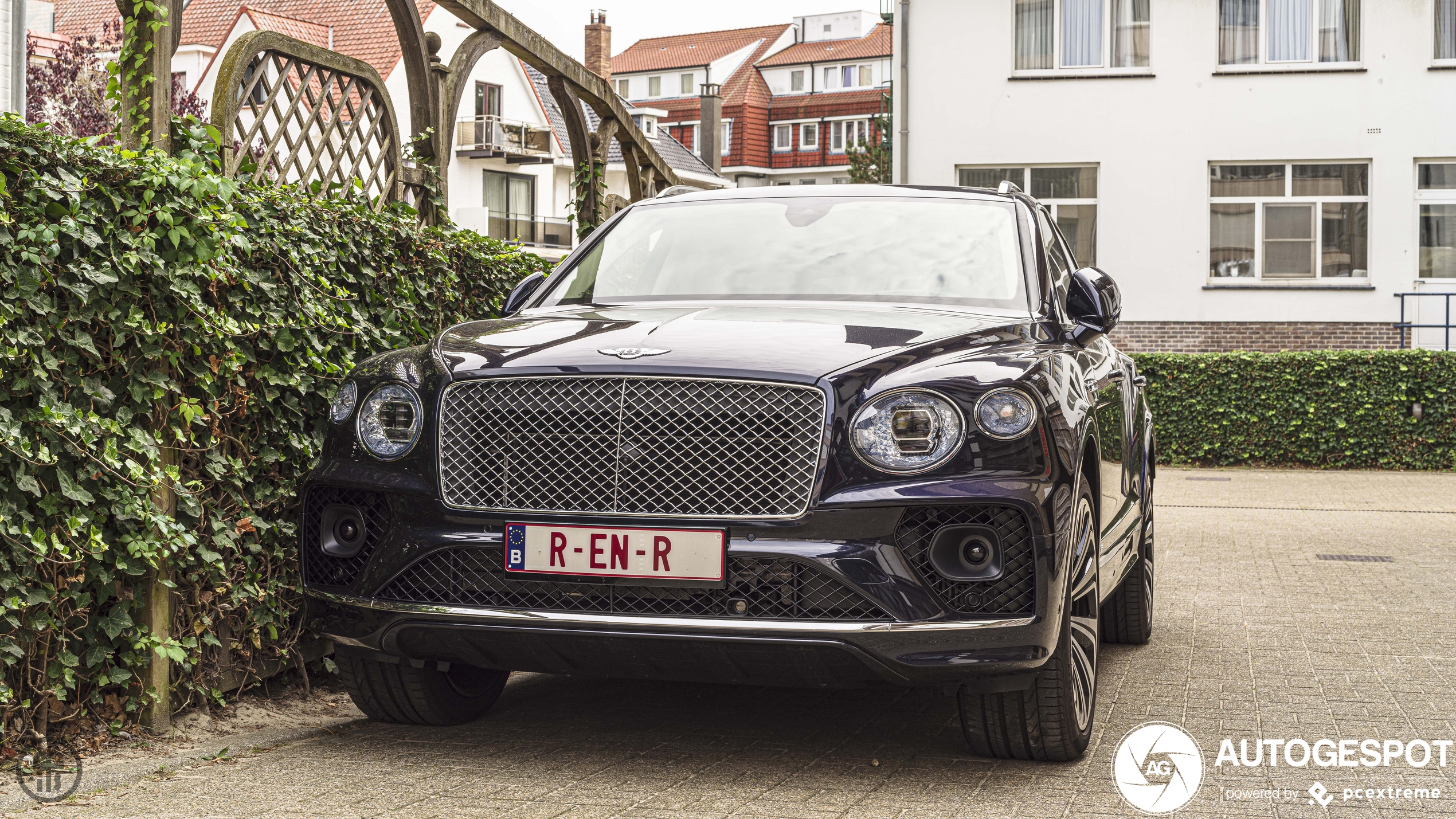 Bentley Bentayga Hybrid 2021 First Edition