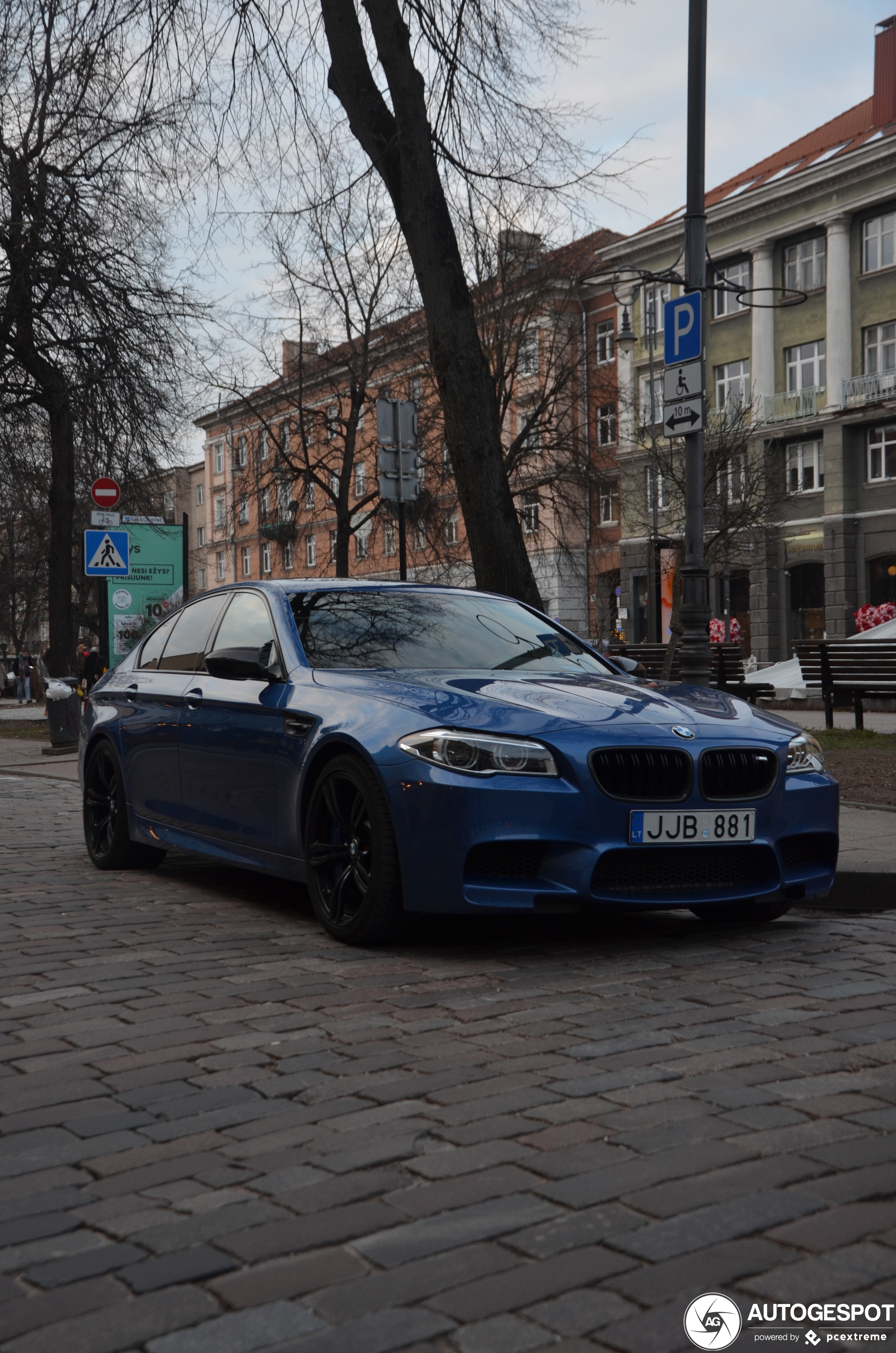 BMW M5 F10 2014