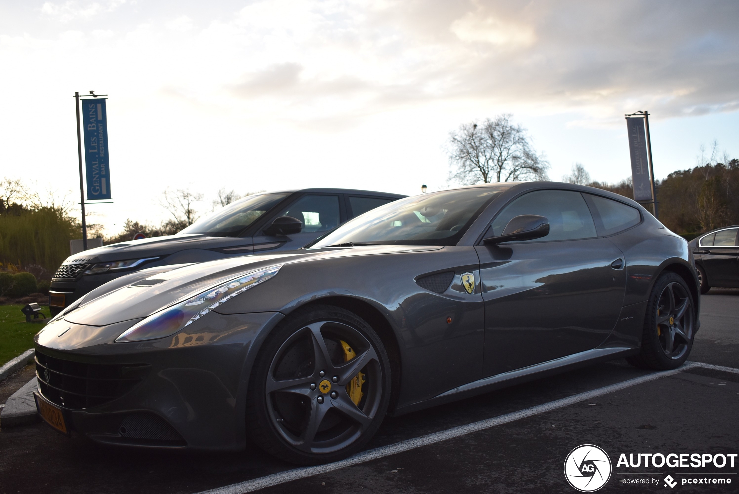 Ferrari FF