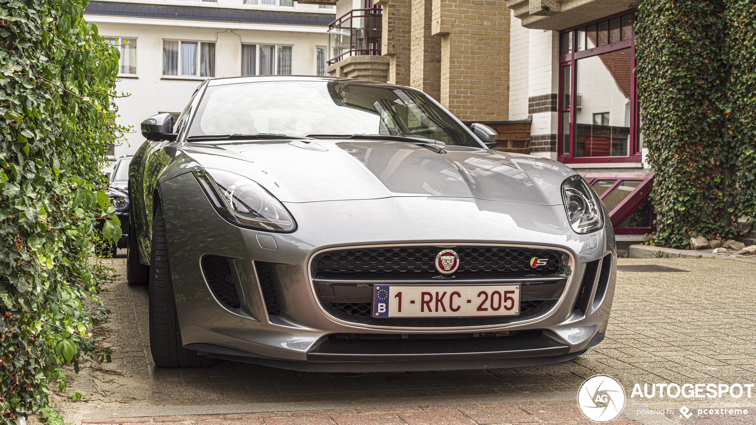 Jaguar F-TYPE S Coupé