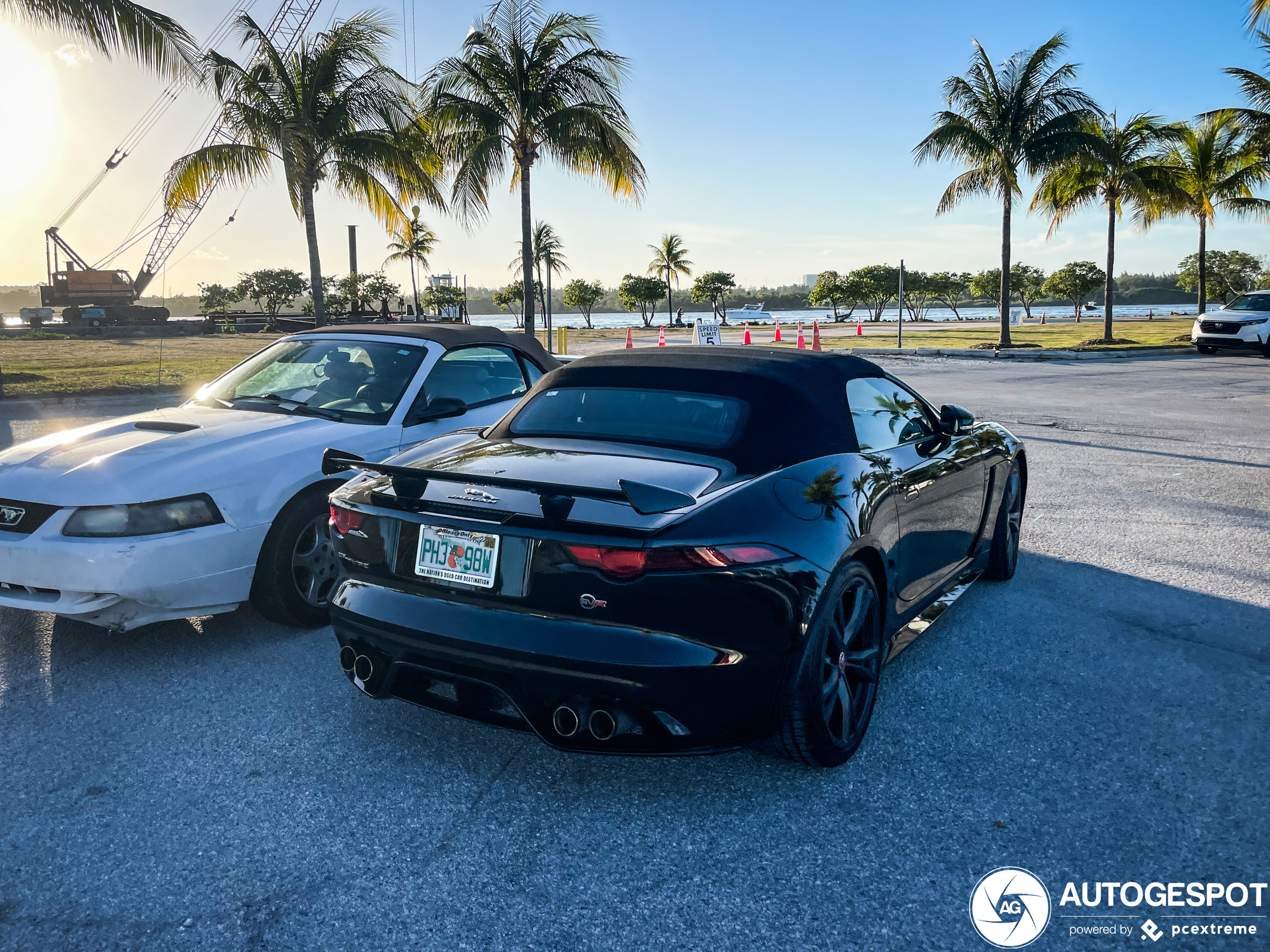 Jaguar F-TYPE SVR Convertible