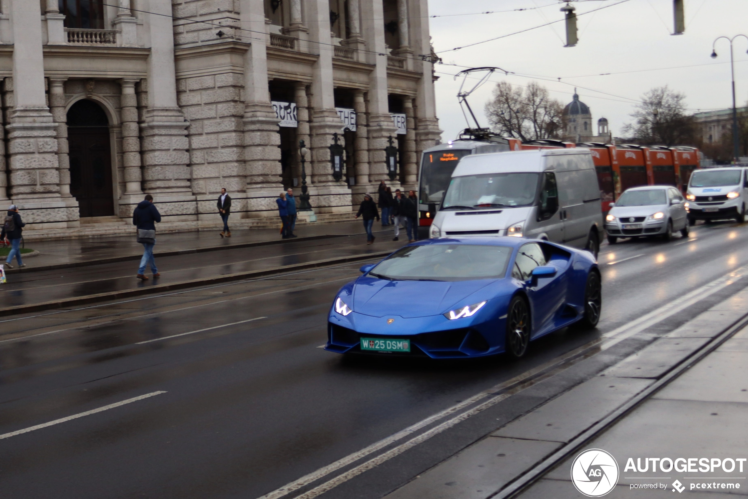 Lamborghini Huracán LP640-4 EVO