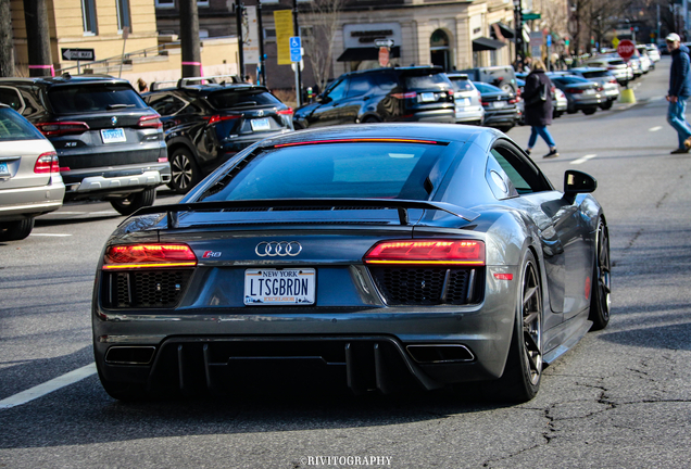 Audi R8 V10 Plus 2015