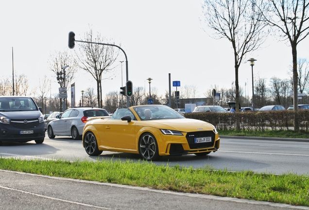 Audi TT-RS Roadster 2017