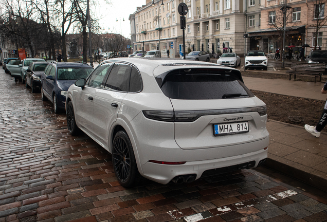 Porsche 9YA Cayenne GTS