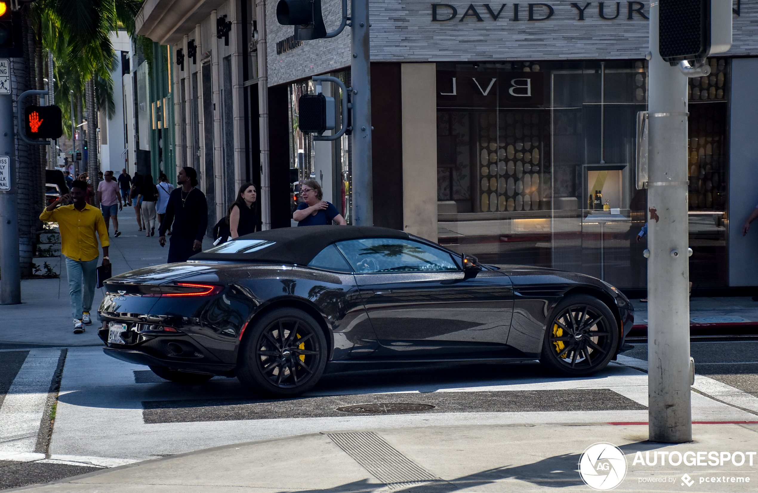 Aston Martin DB11 V8 Volante