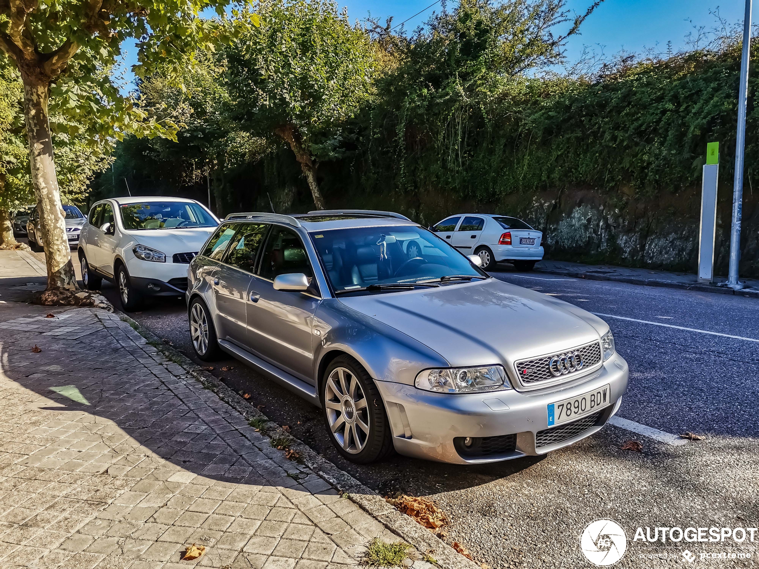 Audi RS4 Avant B5