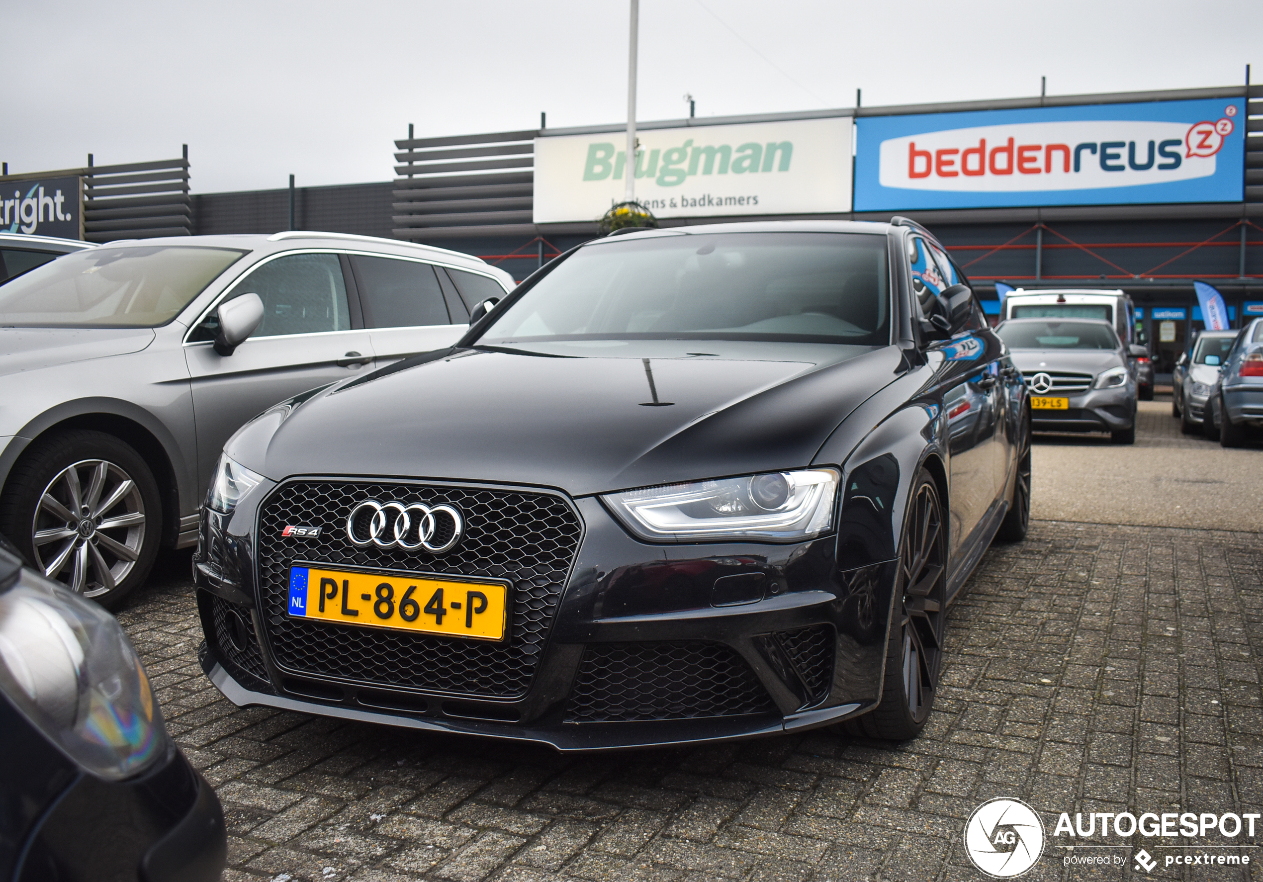 Audi RS4 Avant B8