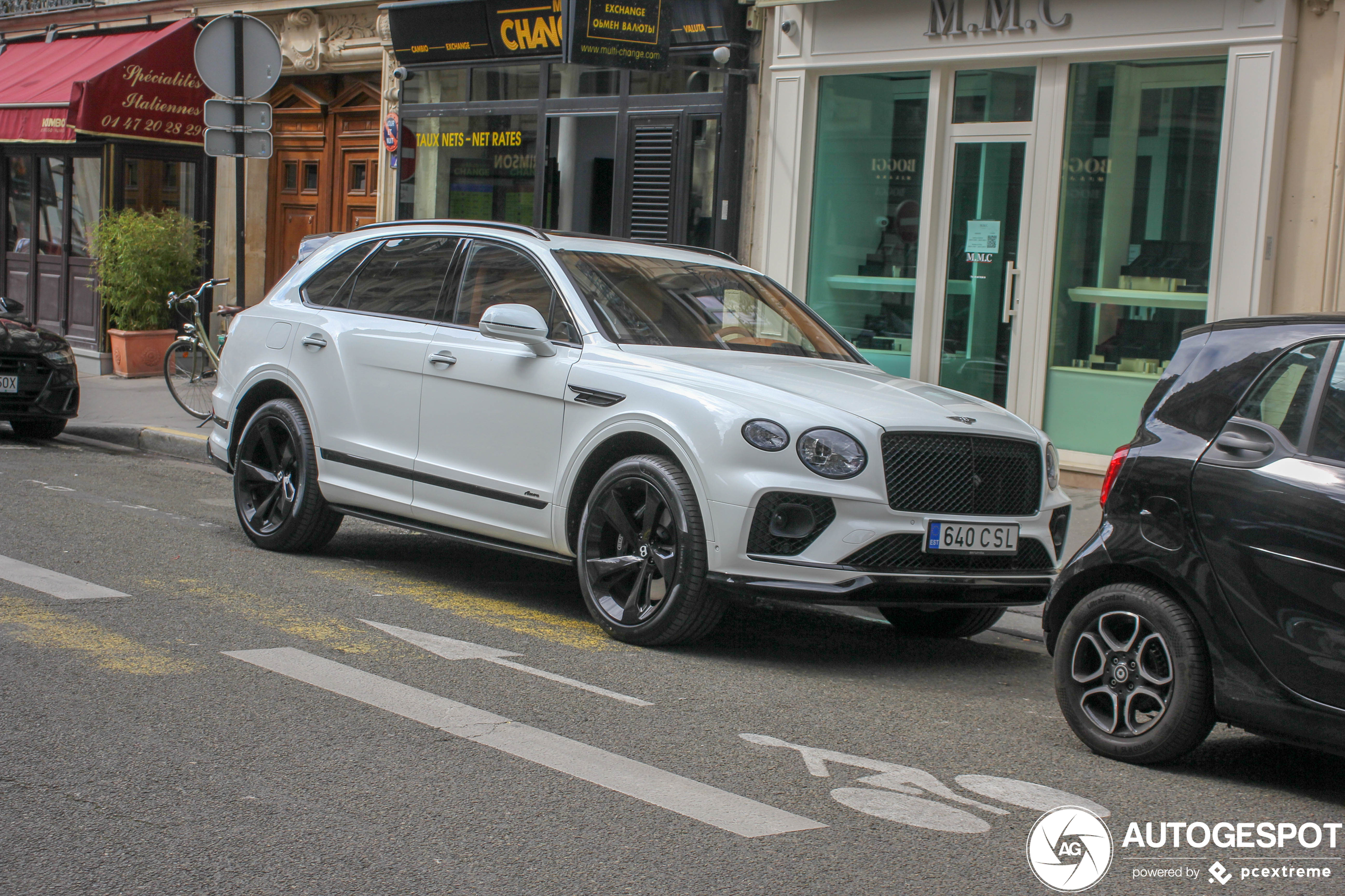 Bentley Bentayga Azure