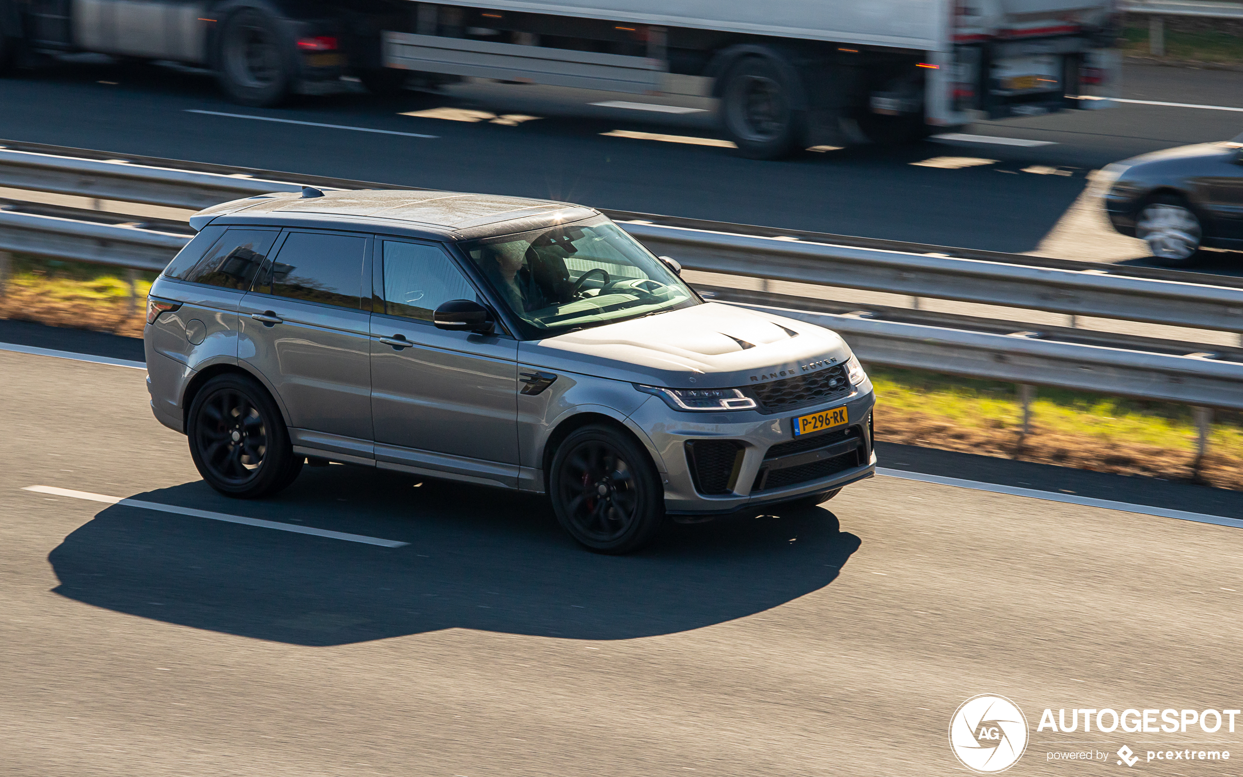 Land Rover Range Rover Sport SVR 2018