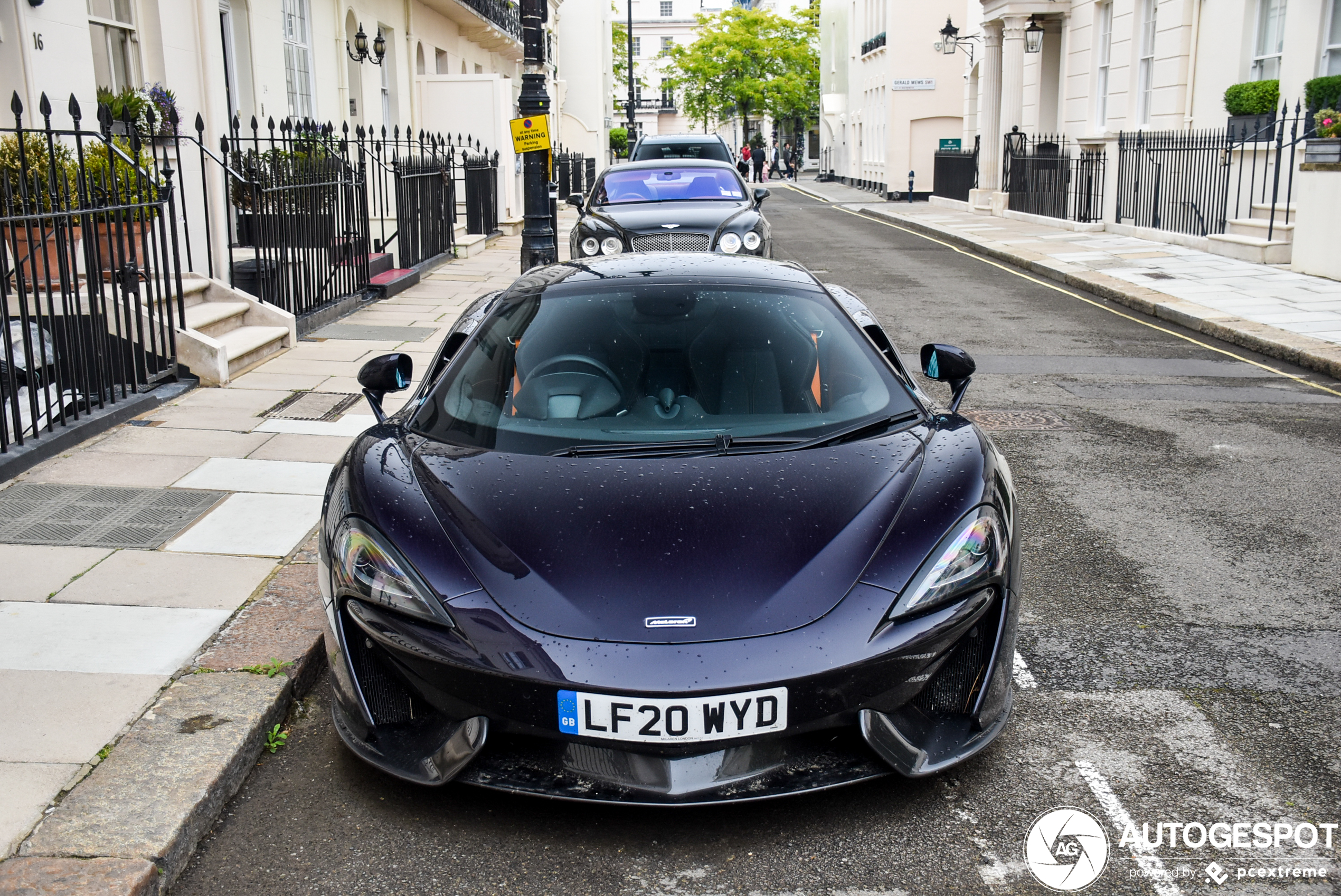 McLaren 570GT