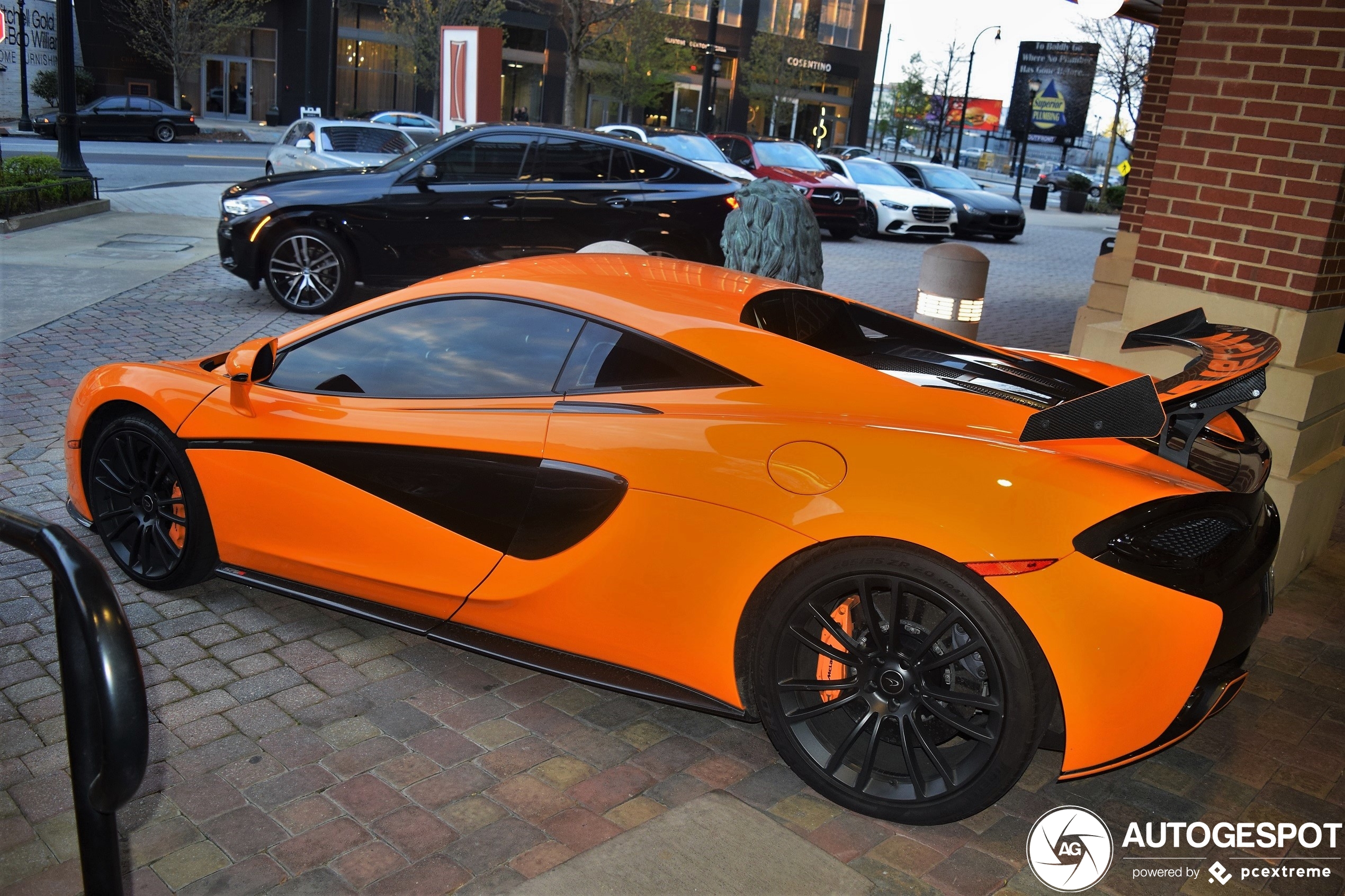 McLaren 570S