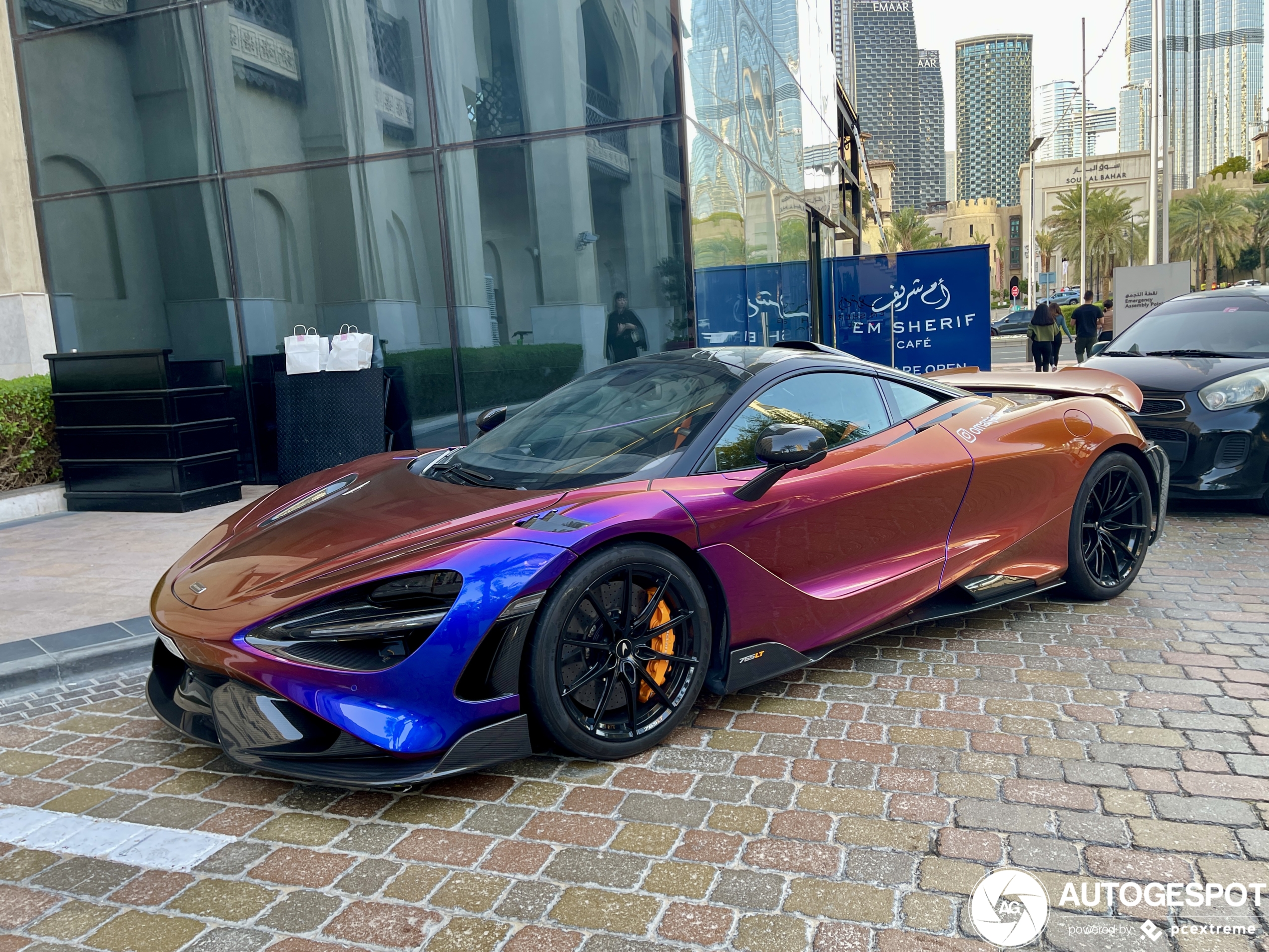 McLaren 765LT