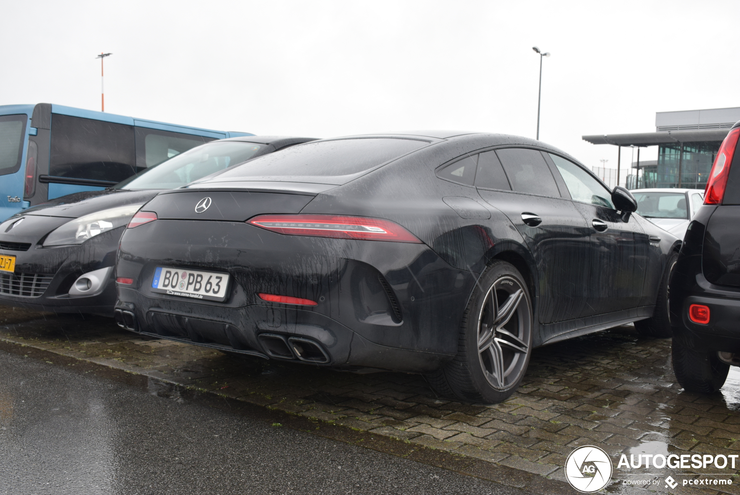 Mercedes-AMG GT 63 S X290