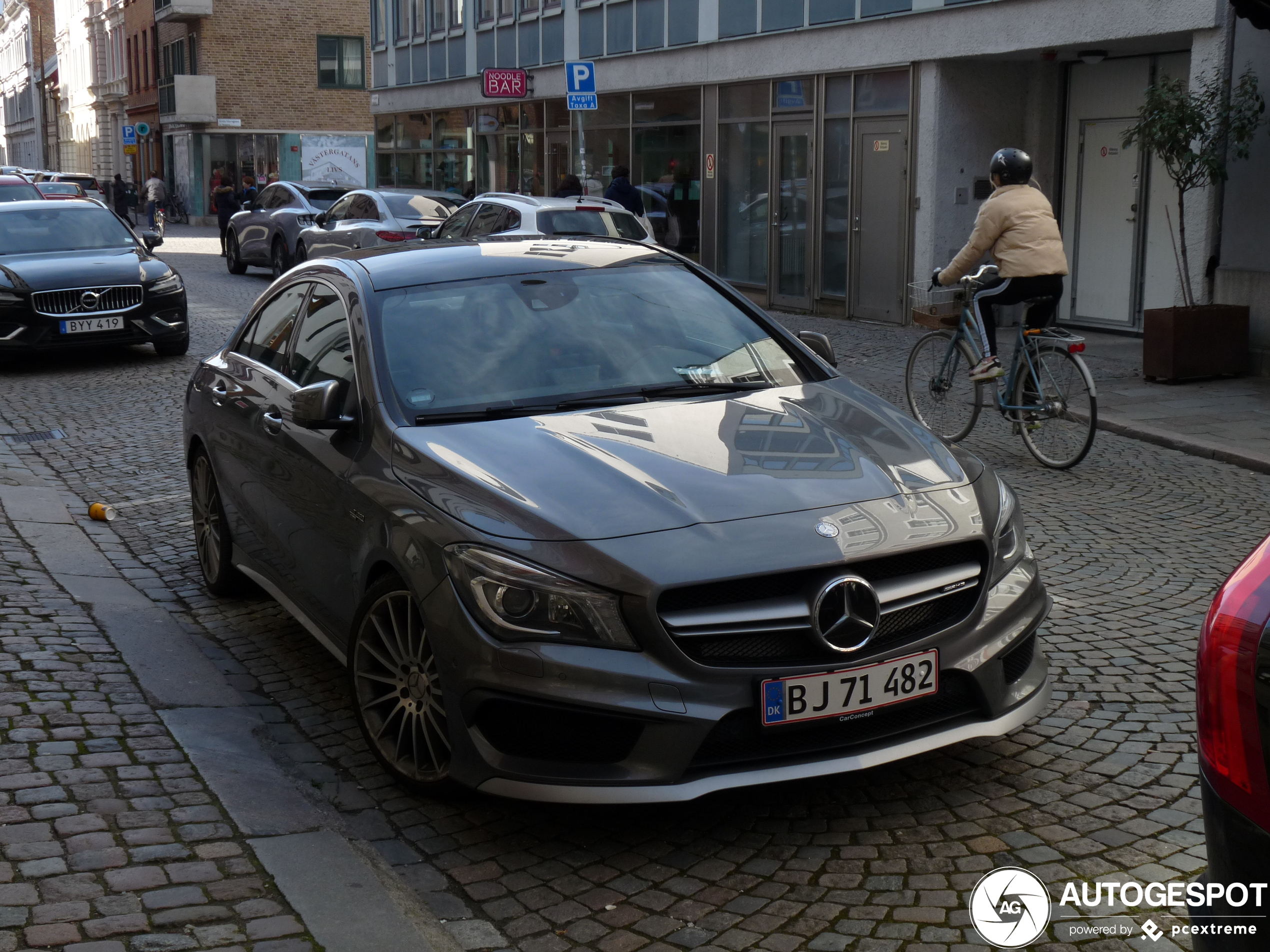 Mercedes-Benz CLA 45 AMG C117