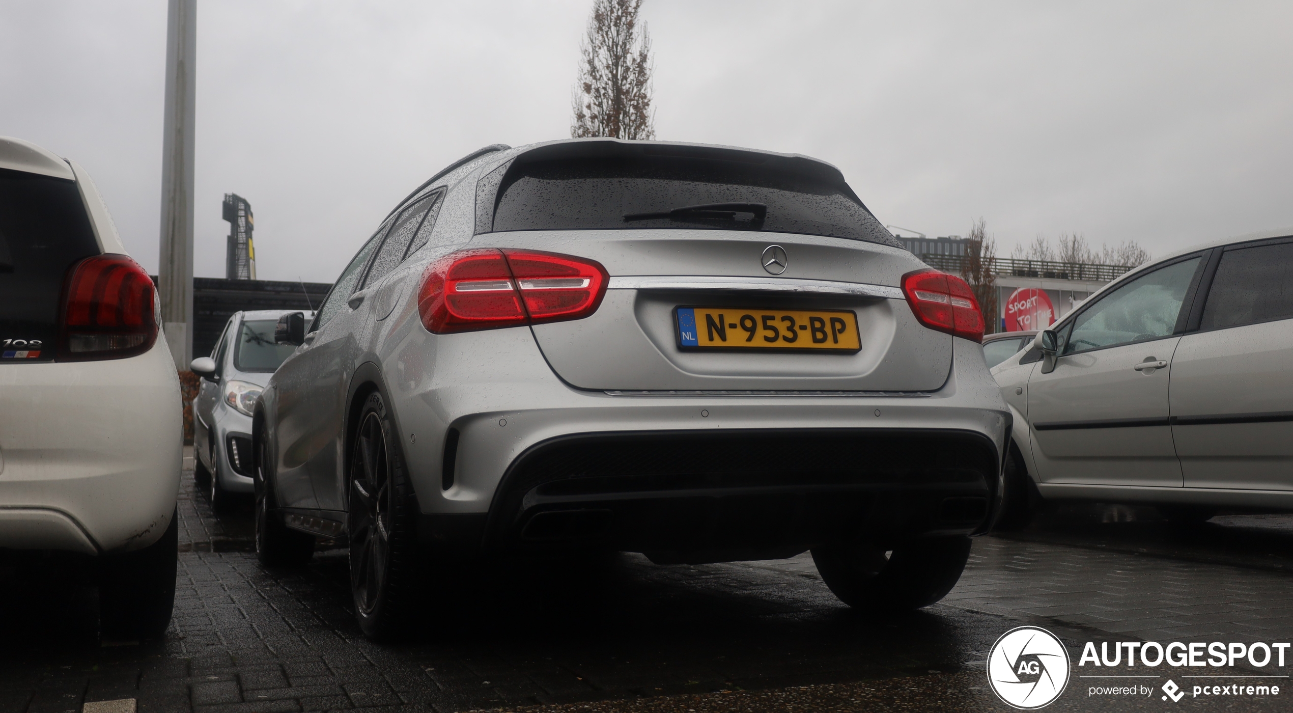 Mercedes-Benz GLA 45 AMG X156