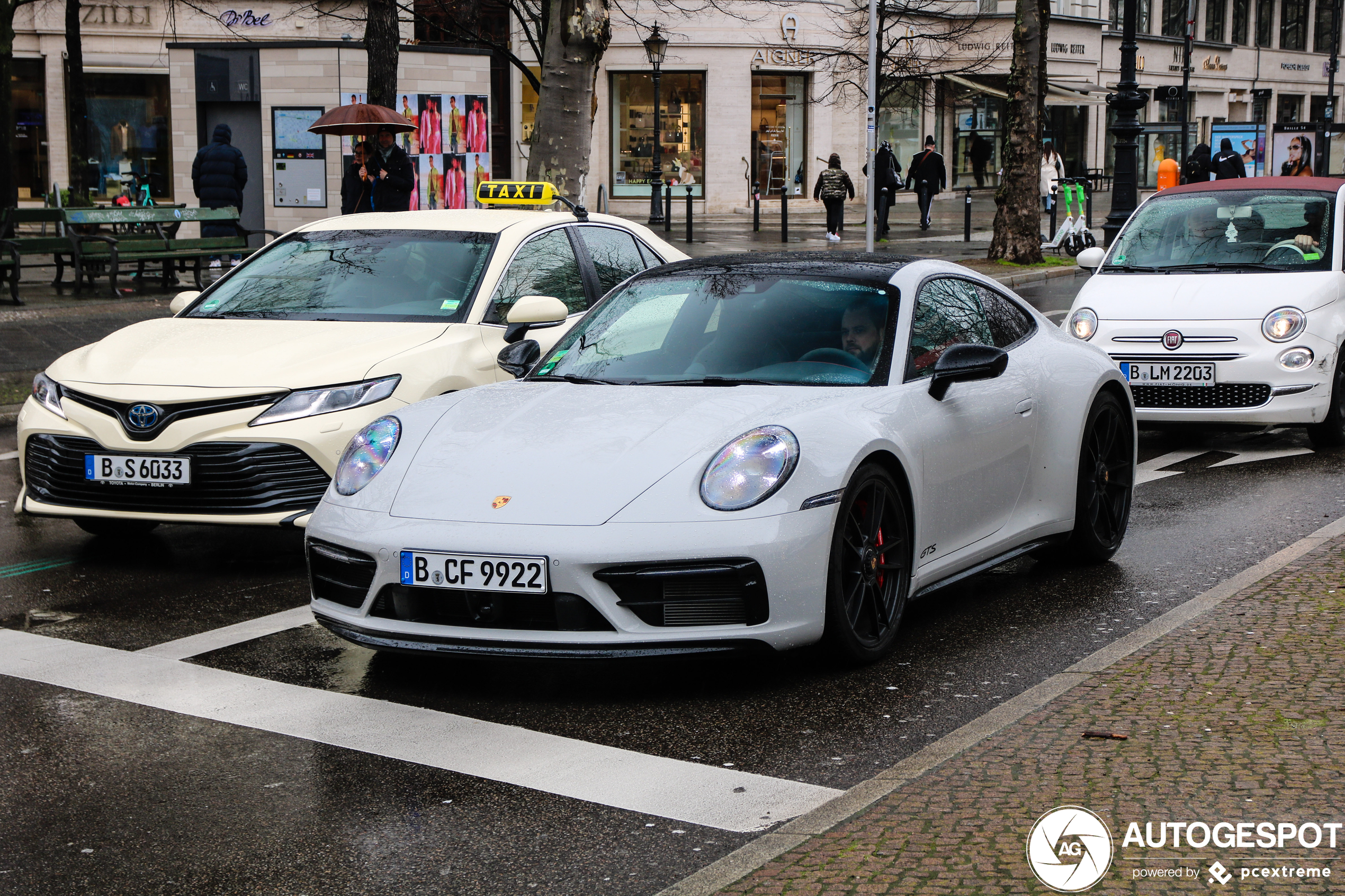 Porsche 992 Carrera GTS