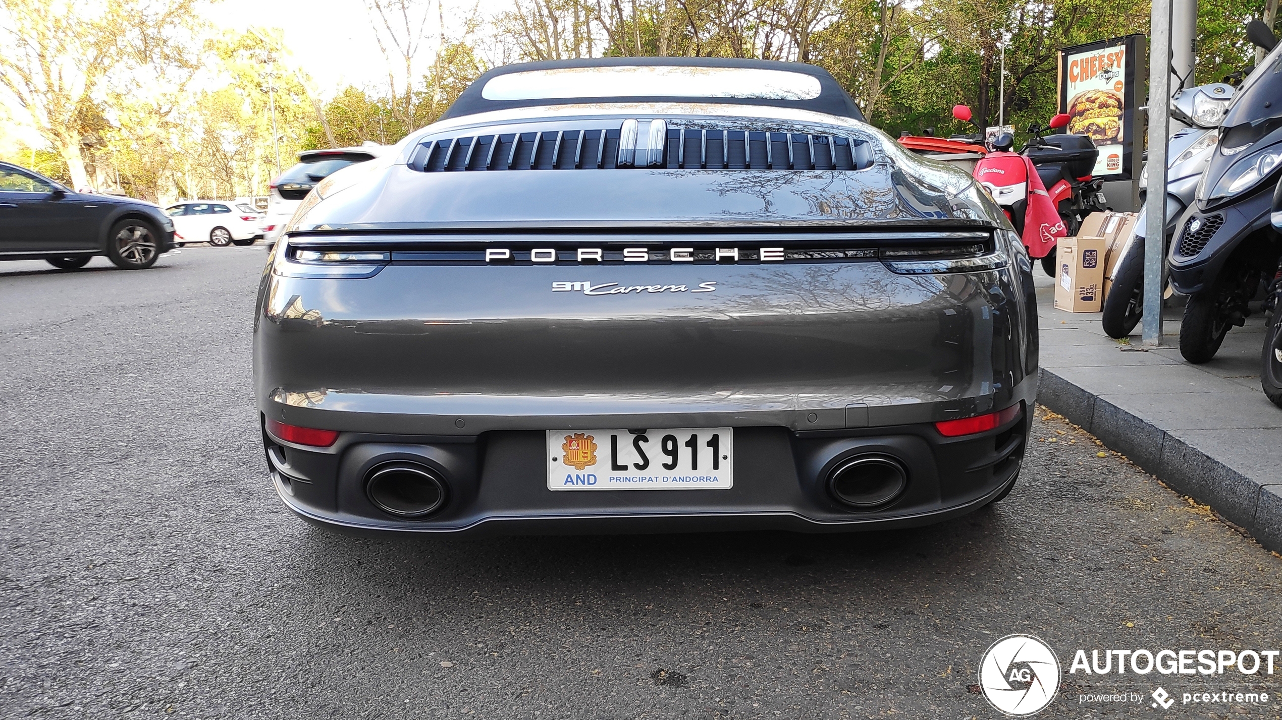 Porsche 992 Carrera S Cabriolet