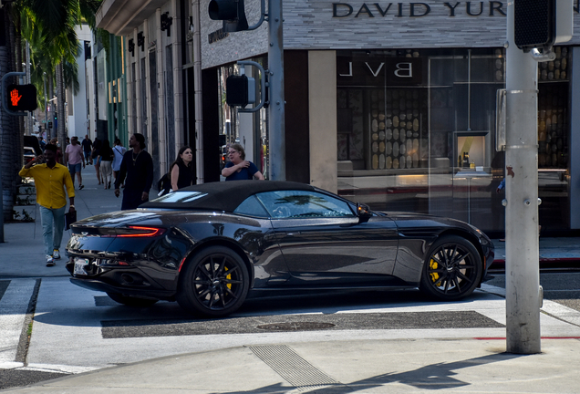 Aston Martin DB11 V8 Volante